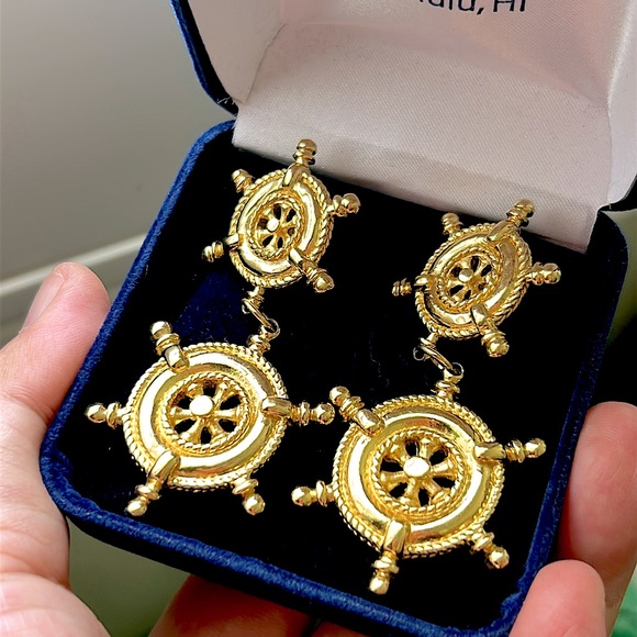 🖤Dior💕Rare Vintage earrings - Picture 1 of 17